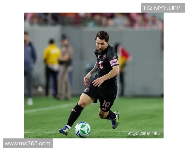 美国球星形象引领足球新时代 助力国际足球队员塑造新风貌