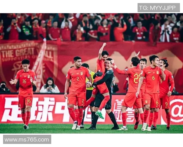 中国足球新生力量崛起 两大球星带领球队勇闯国际赛场 中国足球新生力量崛起 两大球星带领球队勇闯国际赛场