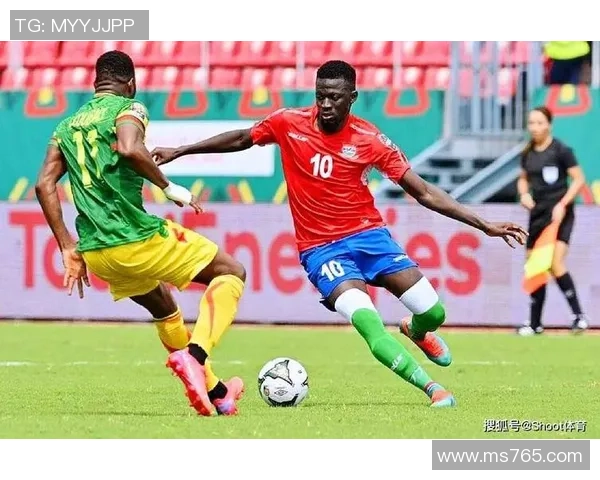 布基纳法索足球明星崛起之路:从草根到国际赛场的辉煌历程 布基纳法索足球明星崛起之路:从草根到国际赛场的辉煌历程