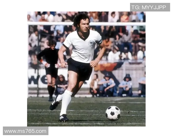 全球足球百大球星排行榜揭晓 传奇巨星与新兴力量的巅峰对决 全球足球百大球星排行榜揭晓 传奇巨星与新兴力量的巅峰对决